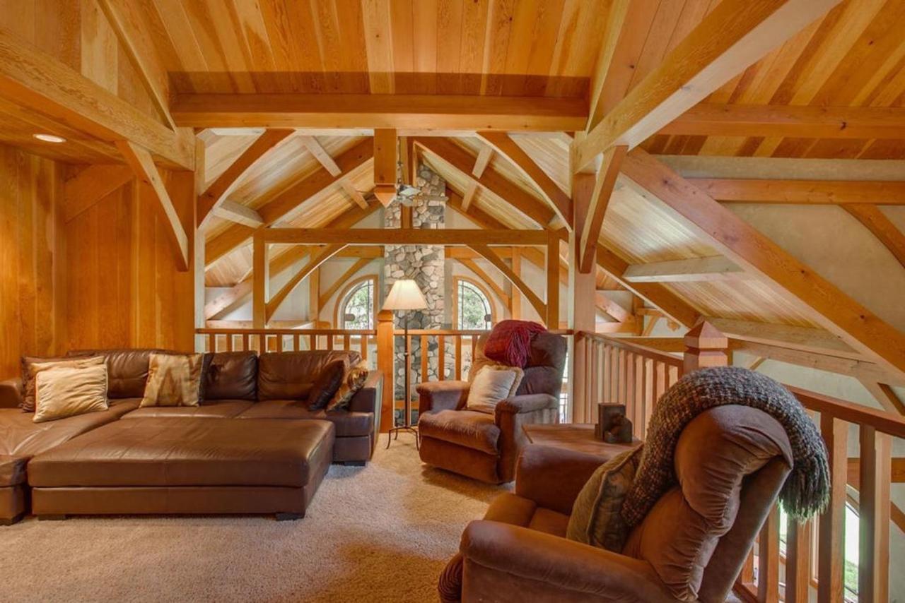 Snowgrass Lodge - River, Mountain Views & Hot Tub Leavenworth Eksteriør bilde