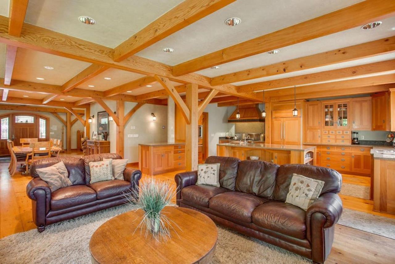 Snowgrass Lodge - River, Mountain Views & Hot Tub Leavenworth Eksteriør bilde
