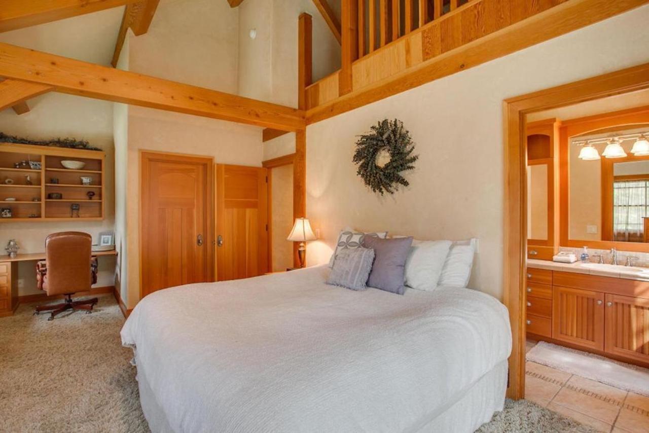 Snowgrass Lodge - River, Mountain Views & Hot Tub Leavenworth Eksteriør bilde